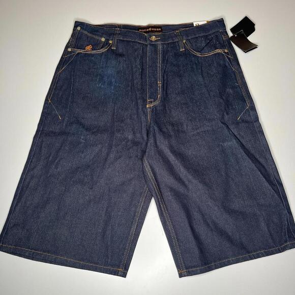Rocawear Men’s Denim Shorts Size 38 Raw Blue Red Paint Graphic NWT $88 Hip Hop - Picture 8 of 12
